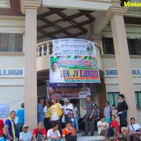 jv-ejercito-visits-bukidnon