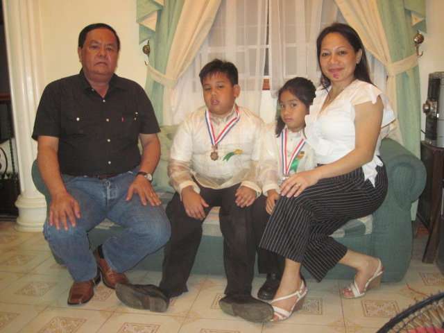Atty Evelio Cordovez and family