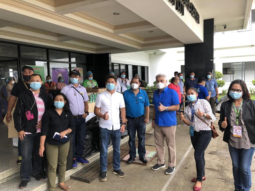 Zubiri siblings donate medical equipment, supplies to Bukidnon hospital