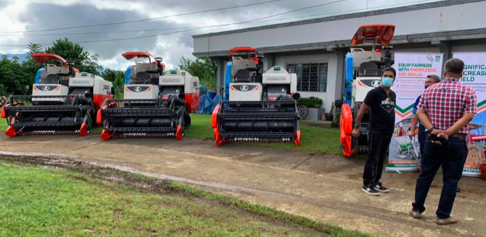 Bukidnon farmers get P41.5 M agri machinery